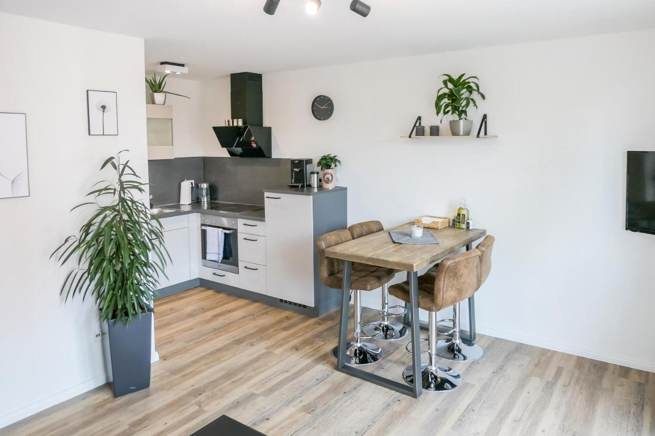 Wohlfuehlwohnung Im Zentrum Mit 24-7 Self Check-In, Wlan & Smart Tv كيل المظهر الخارجي الصورة